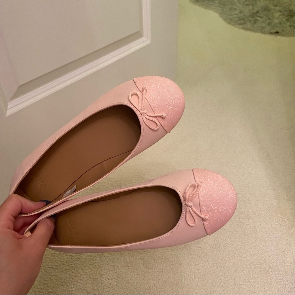 pink flats